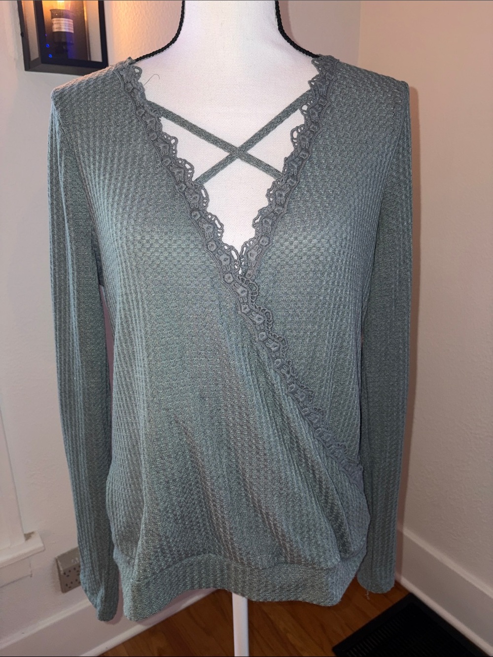 Hem & Thread Teal Waffle Knit Crossover Teal Long Sleeve Blouse Medium